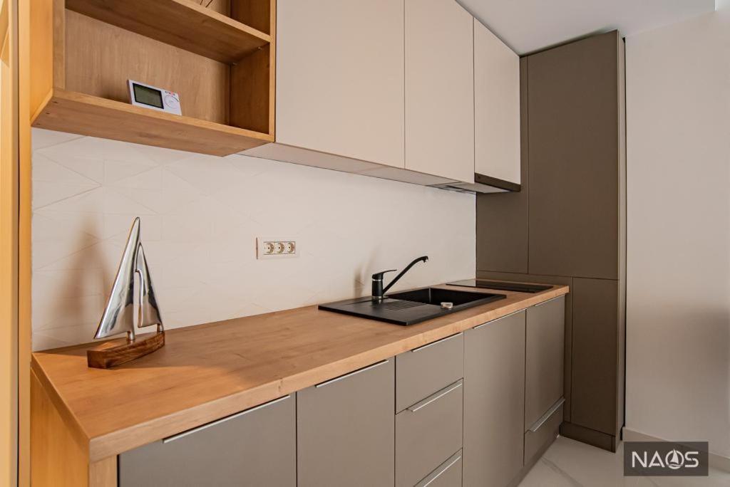 Naos Residence Năvodari Екстериор снимка